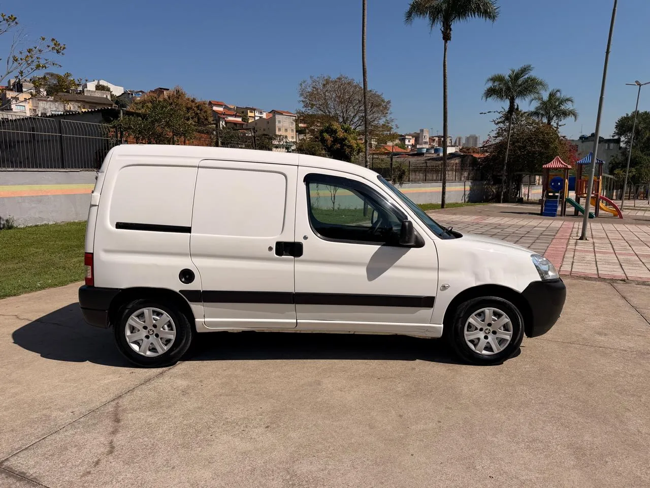 Peugeot Partiner Furgão - foto 8