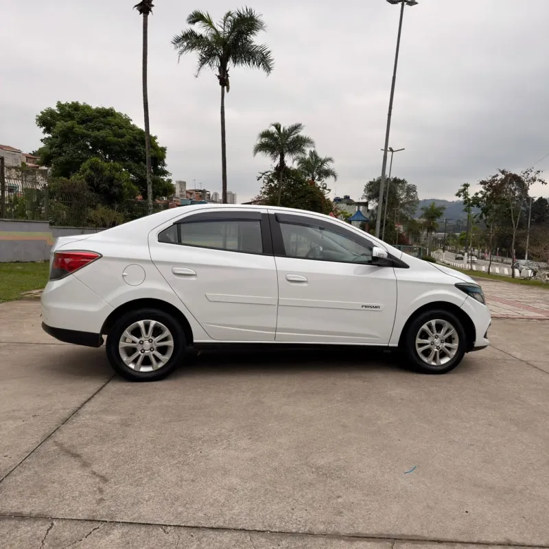 Chevrolet Prisma LTZ 1.4 2013/2014 - foto 4